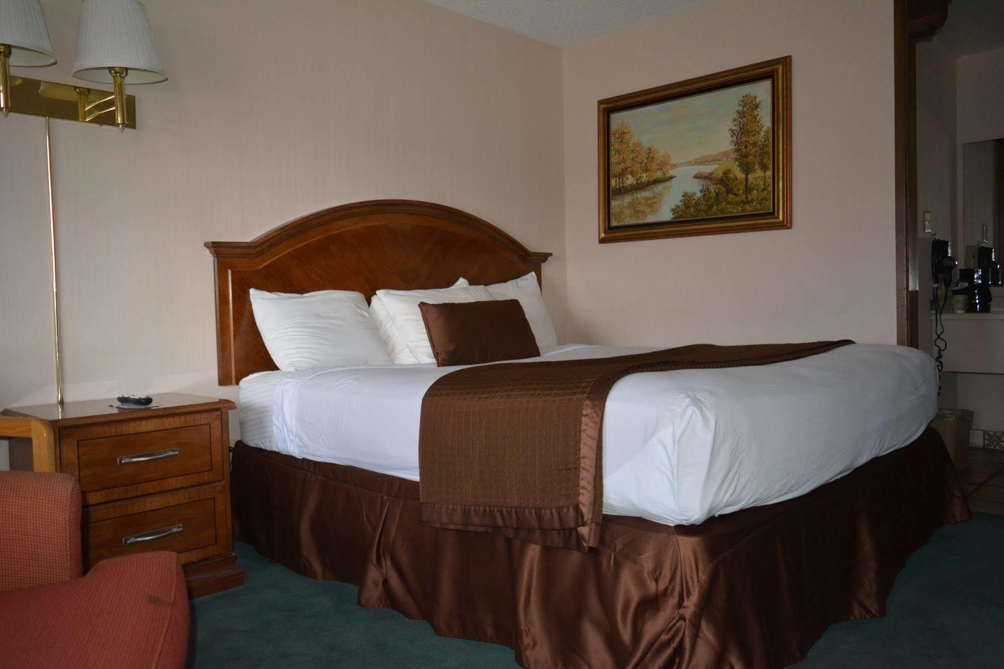 Eldorado Inn เบเกอร์ซิตี้ ภายนอก รูปภาพ